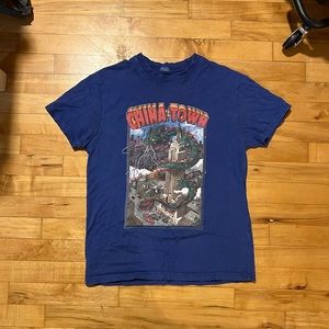 Brandy Melville chinatown graphic tee